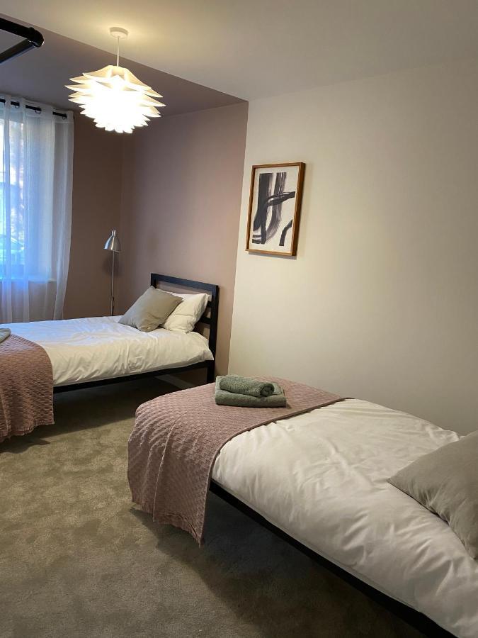 Modern Apartment In Central Quiet York With Free Parking - Contemporary New Building Exterior foto