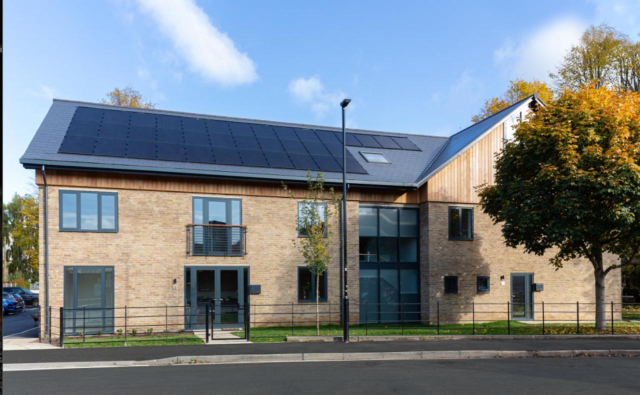 Modern Apartment In Central Quiet York With Free Parking - Contemporary New Building Exterior foto